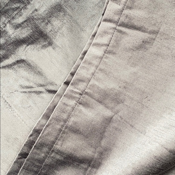 DKNY NIP Modern Velvet 50" x 108" Curtain Set - Picture 5 of 6